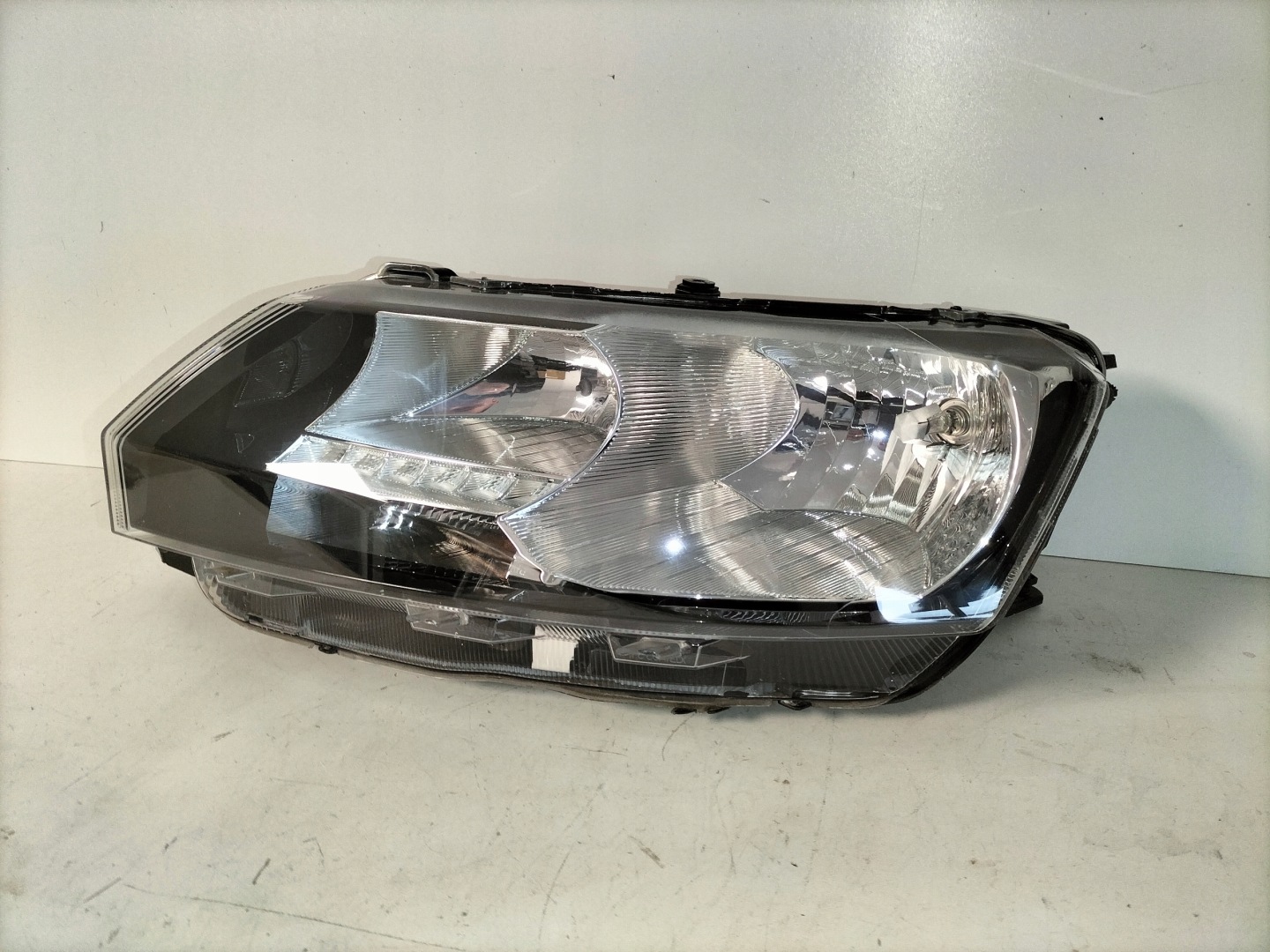 light front reflektor left SKODA RAPID LIFT 17- LED
