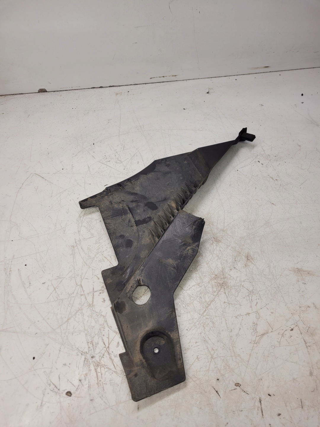 cover chassis right AUDI A3 8P CABRIO 8P7825208R