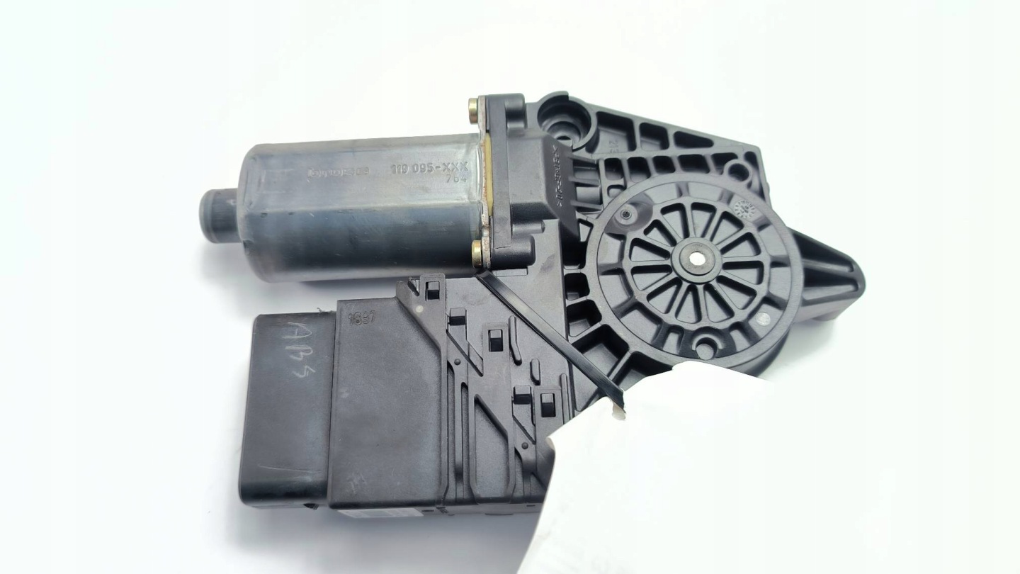 mini motor windows left rear part 0130821697 VOLKSWAGEN PASSAT B5