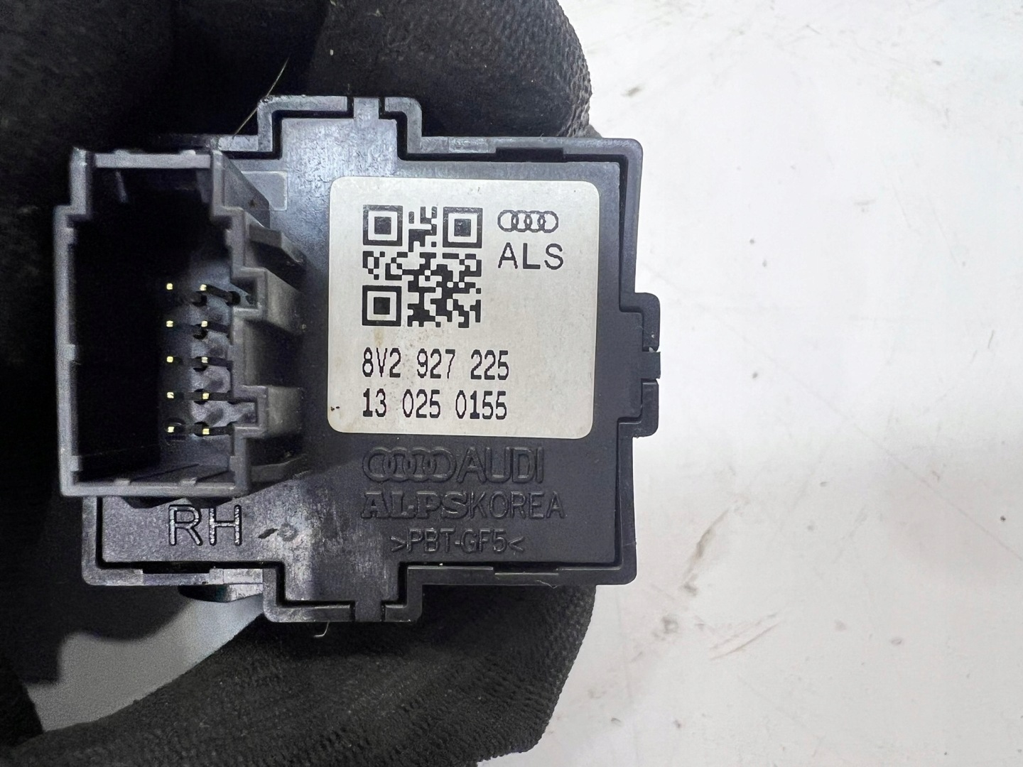 Schalter GUZIK Hand AUDI A3 8V 8V2927225