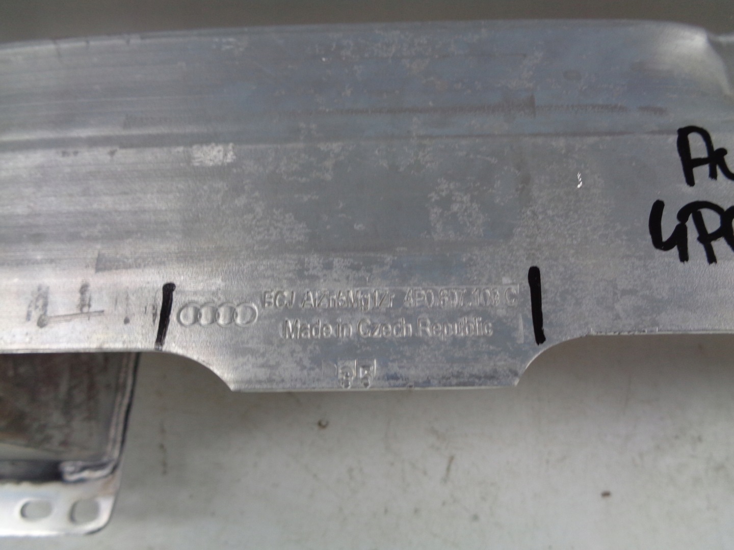 pillar bumper support front AUDI A6 C9 4P 4P0 24