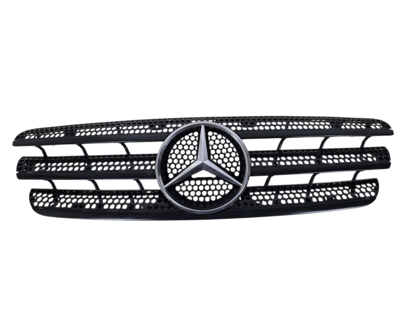 MERCEDES ML W163 grille complete original.