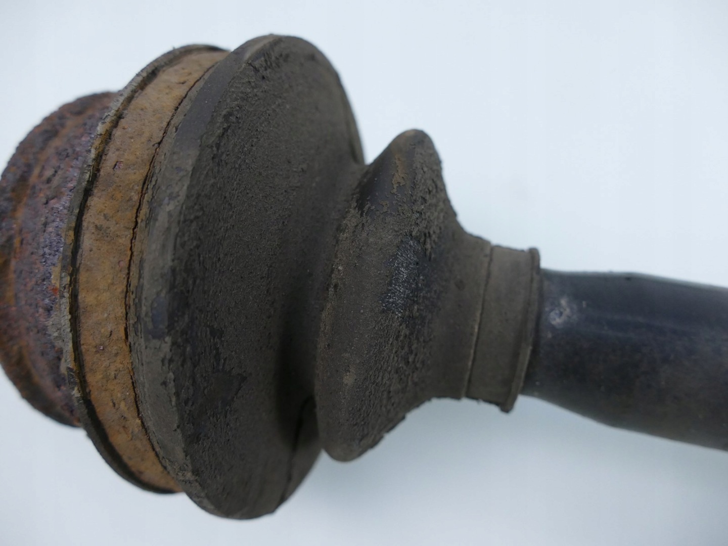 AUDI A8 D3 3.0 TDI semi-axis right rear part right rear