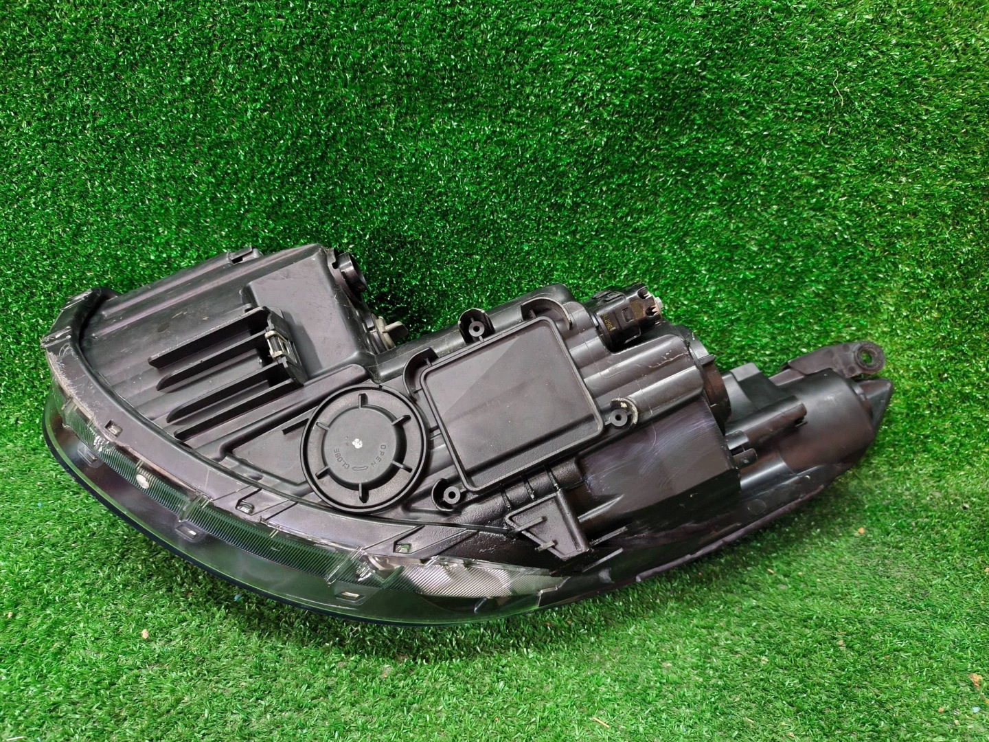 REFLEKTOR right front HYUNDAI IX35 13- LIFT LED lens NR.R1500