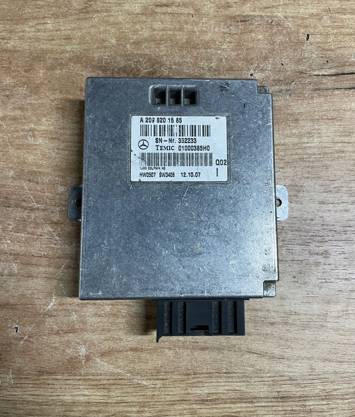 module control unit JEDNOSTKA STERUJACA CENTRALKA MERCEDES A2098201685