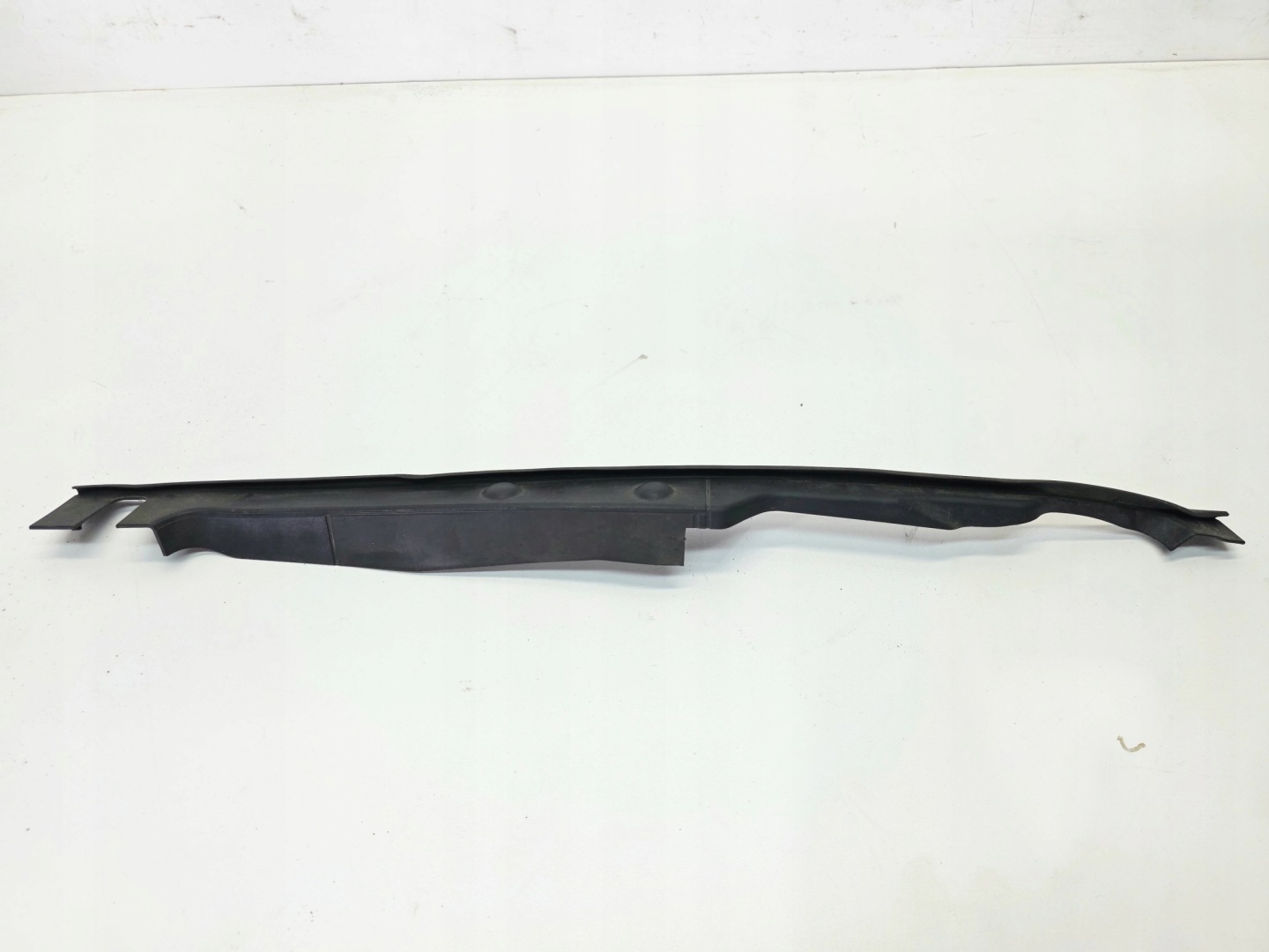 modanatura superiore parafango Destro AUDI A4 B9 8W0820582C