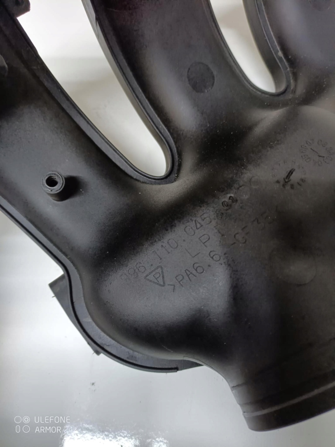 PORSCHE BOXSTER 986 intake manifold 996110045 2.7