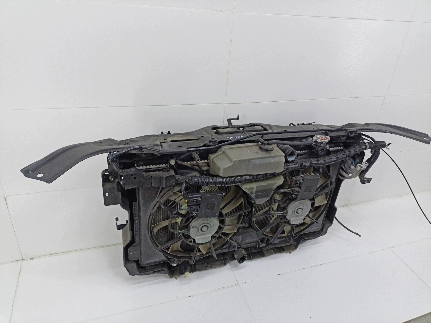 support panel for radiators pillar iron Mazda 6 3 2014