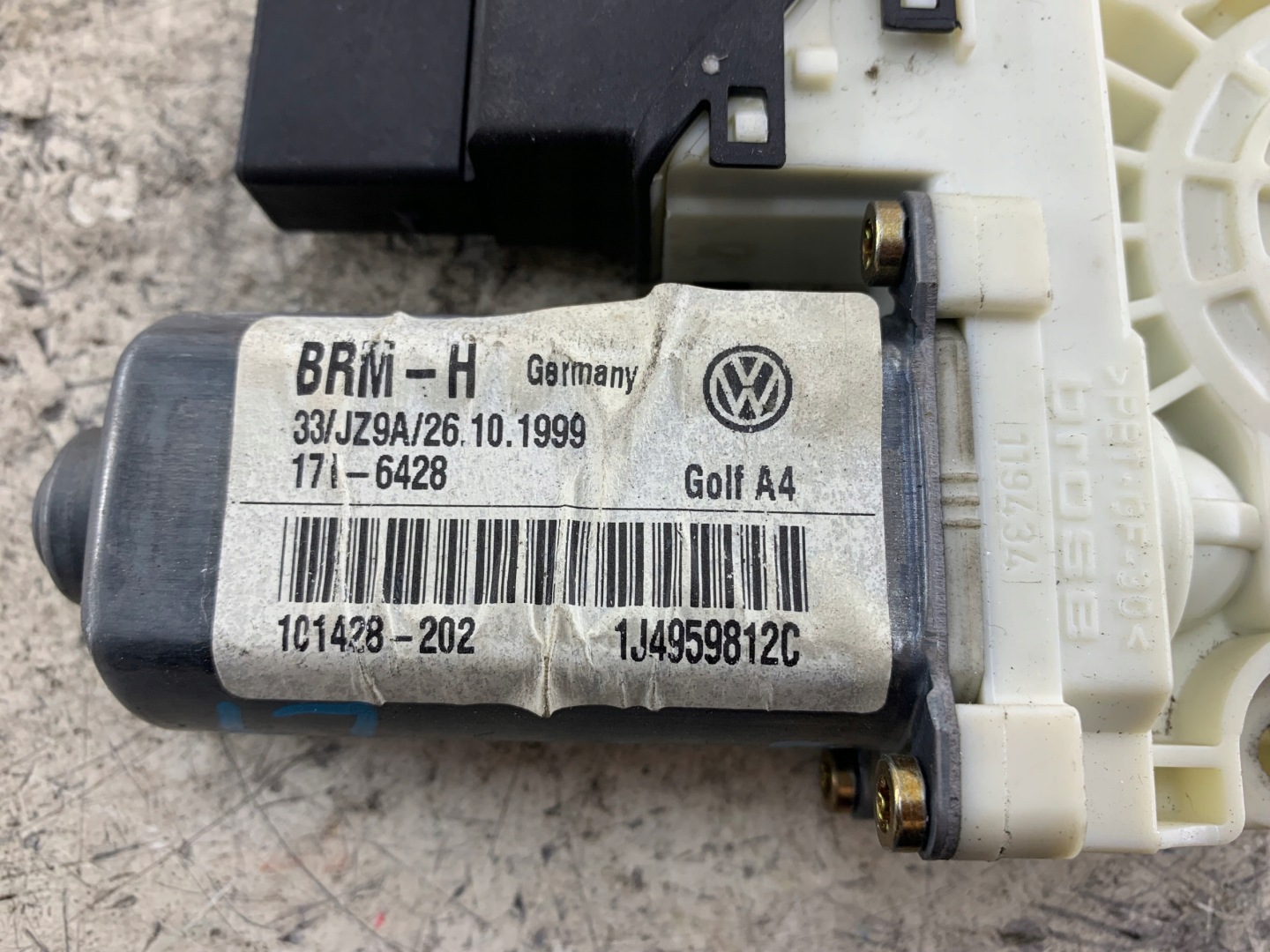 VW GOLF IV LEON and mini motor windows right rear part 1J4959812C