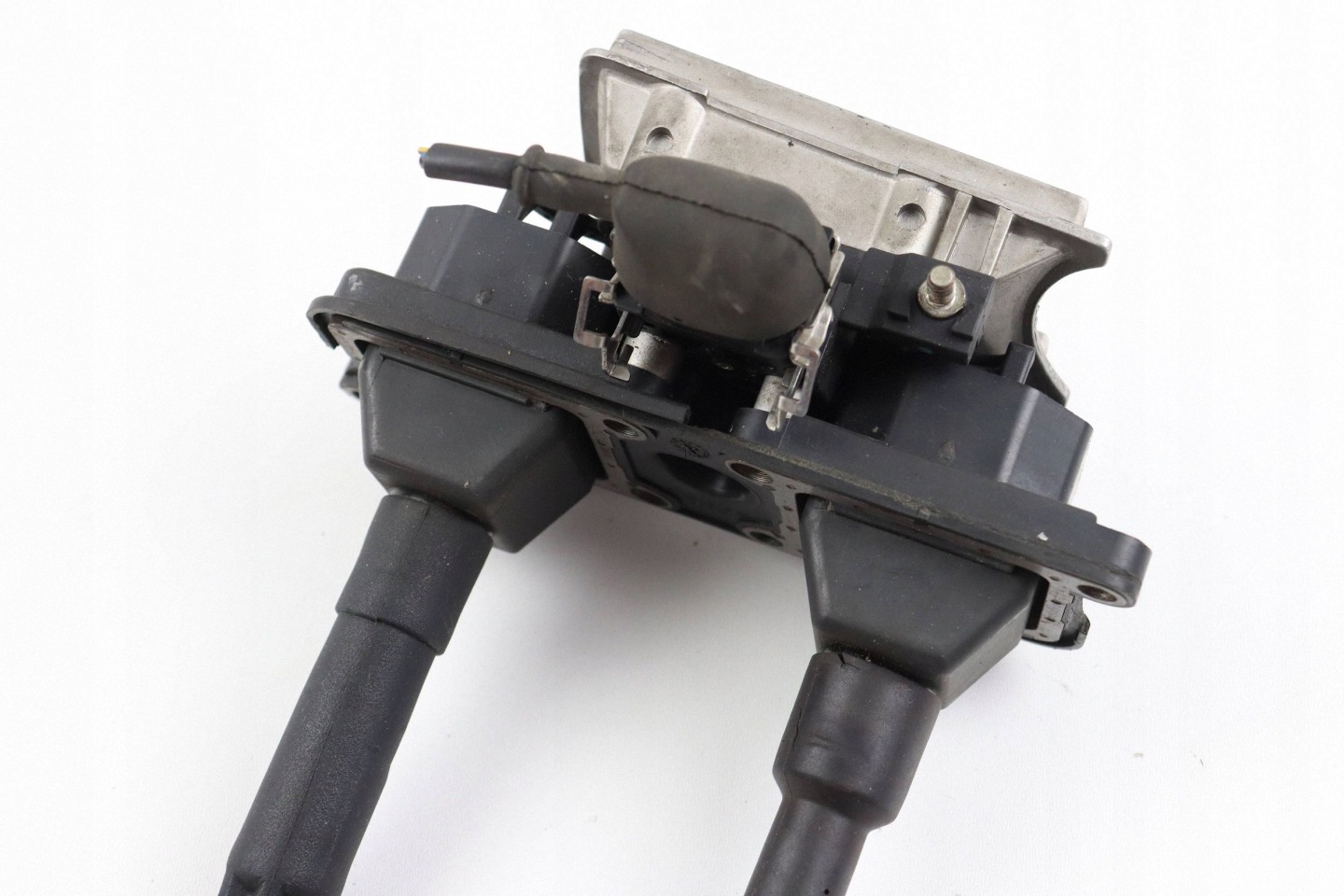 AUDI A4 B5 coil ignition BOSCH 1.8 058905105A