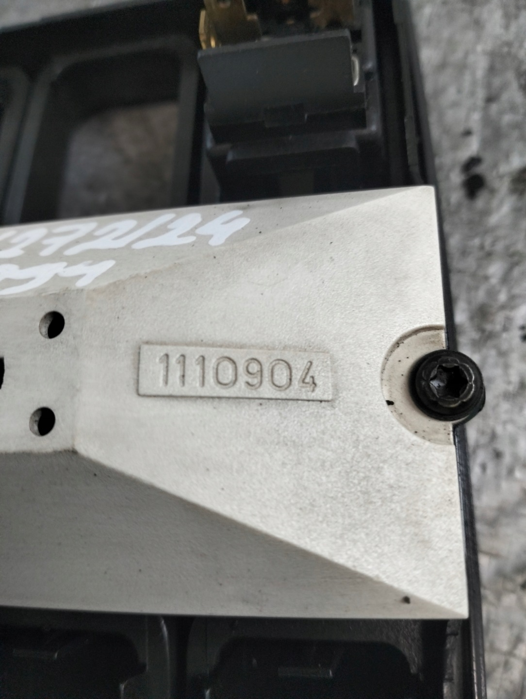 PANEL levers SCANIA 4 P94 BD4X2NA 2000r 1110904