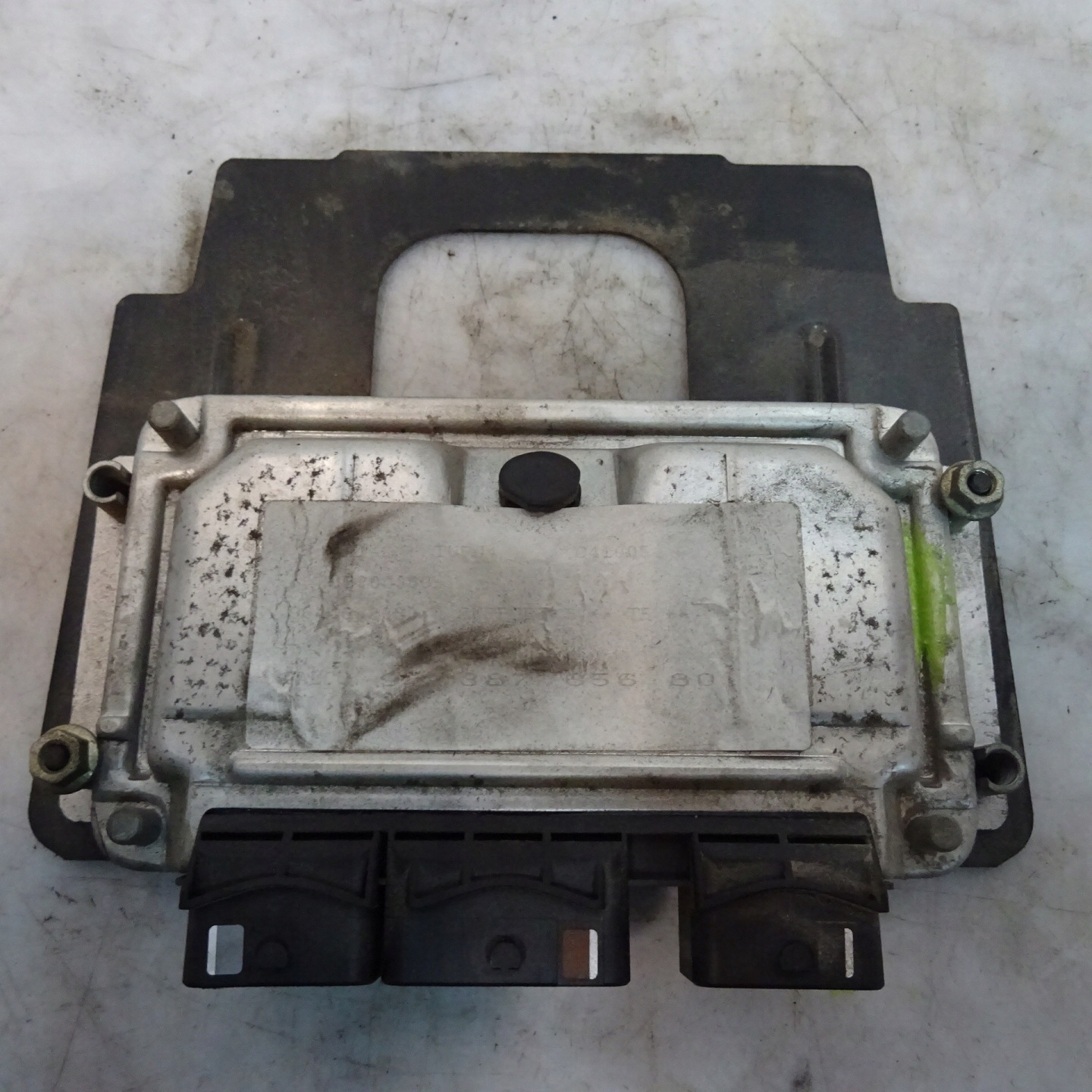 PEUGEOT 307 1.6B control unit of the engine 0261206943