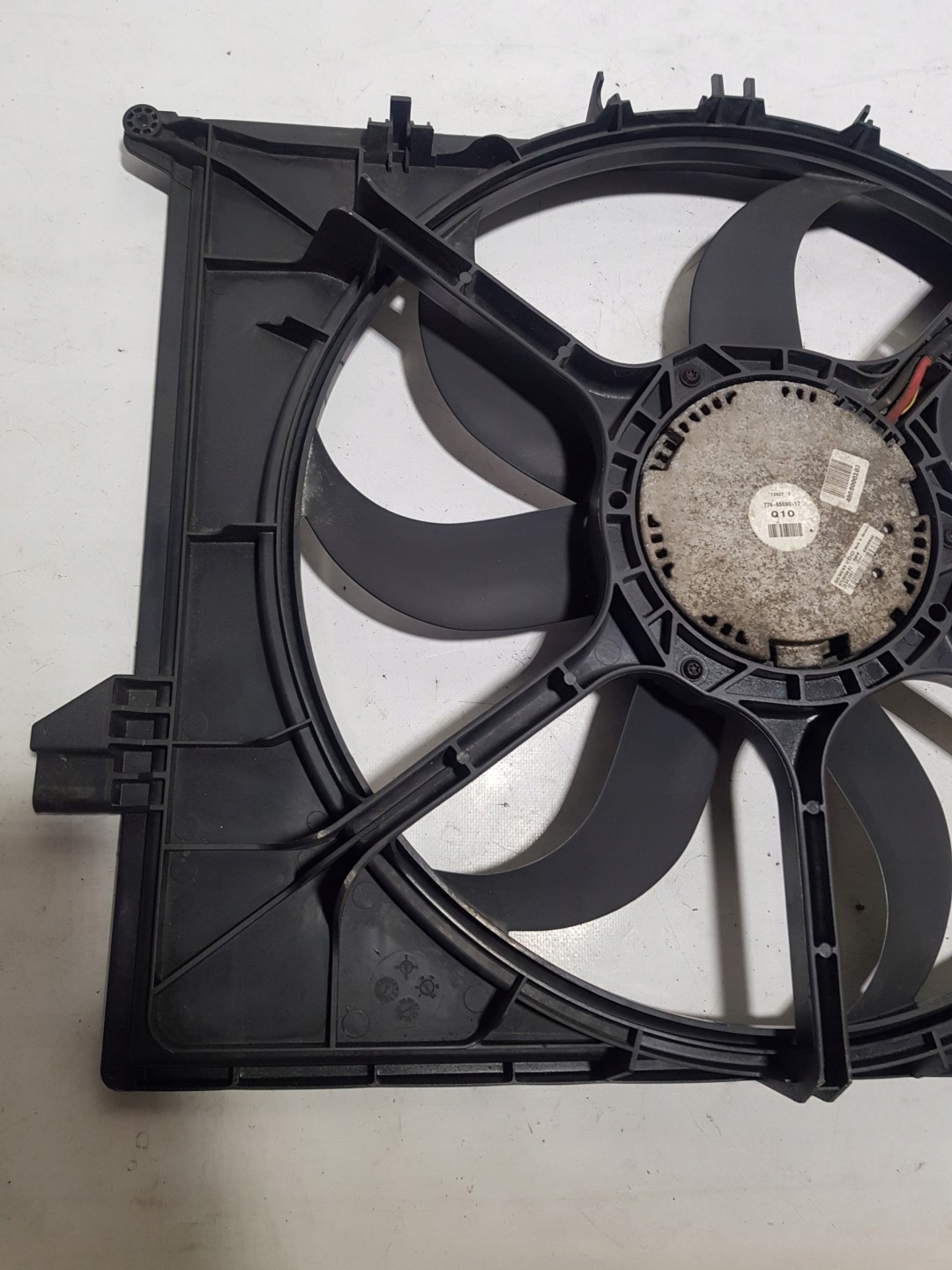 MERCEDES W251 ML W164 GL X164 3.0 CDI ventilátor vrtule chladiče