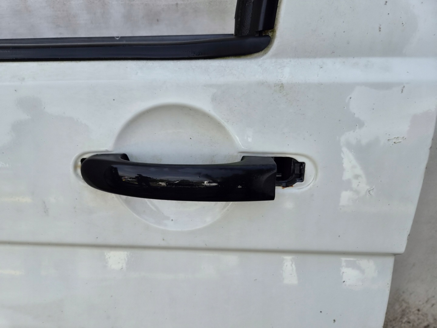 door front left VW T5 T5 LIFT front kierowca/ driver´s biale