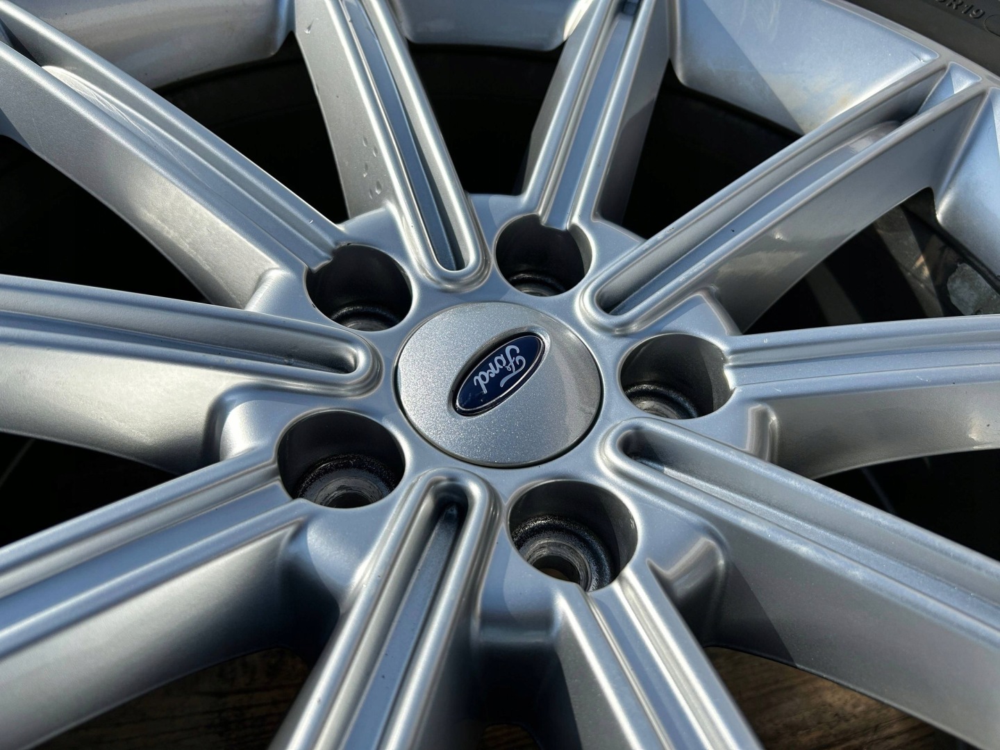 wheel disc discs disc 19" 19x8jx39 Ford Flex 2013