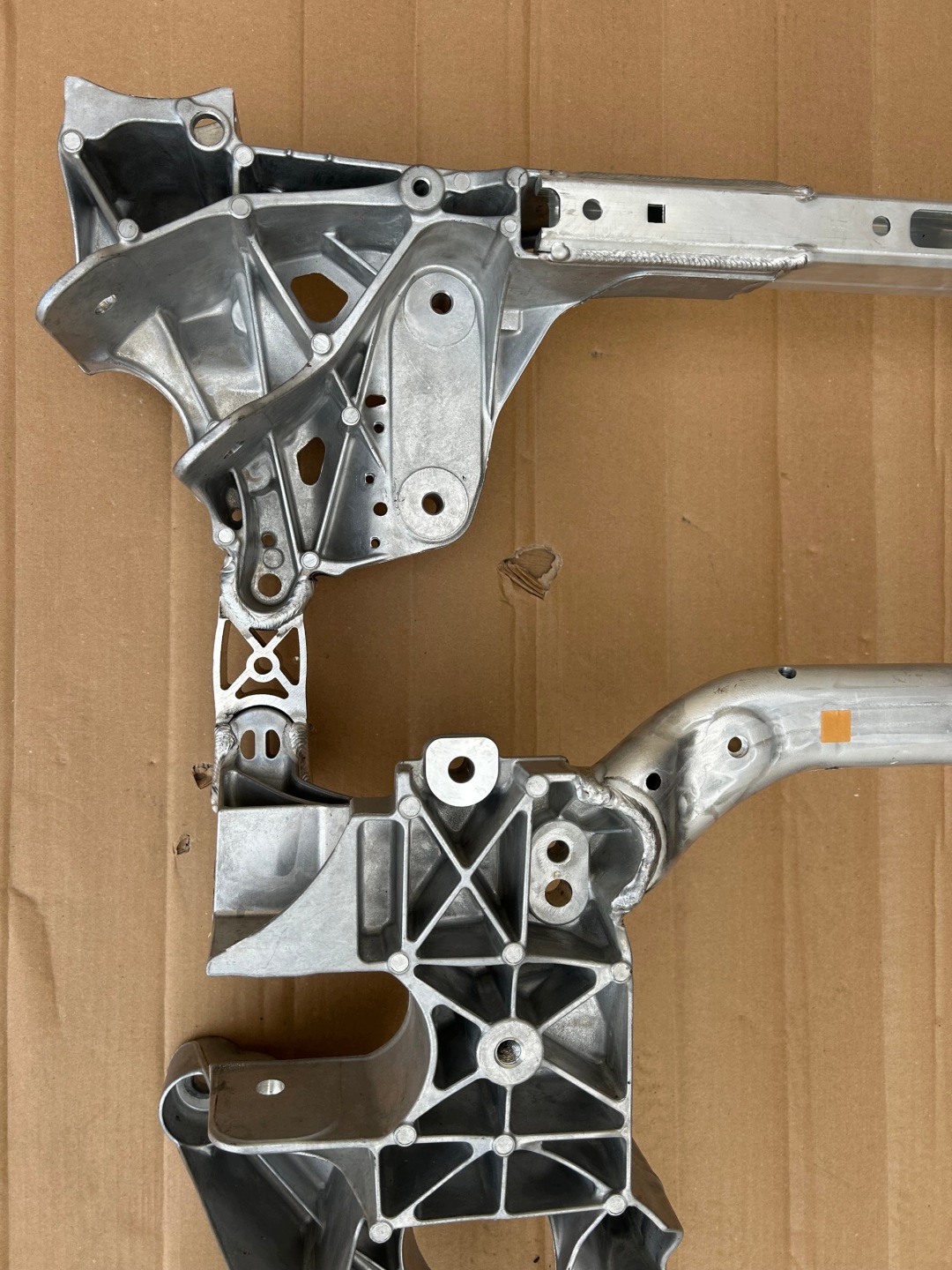 Rolls Royce Phantom RR11, Cullinan RR31, Ghost RR21 axle beam subframe below engine