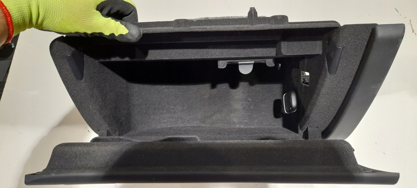 AUDI A4 8K B8 A5 8T HANDSCHUHFACH DES BEIFAHRERS