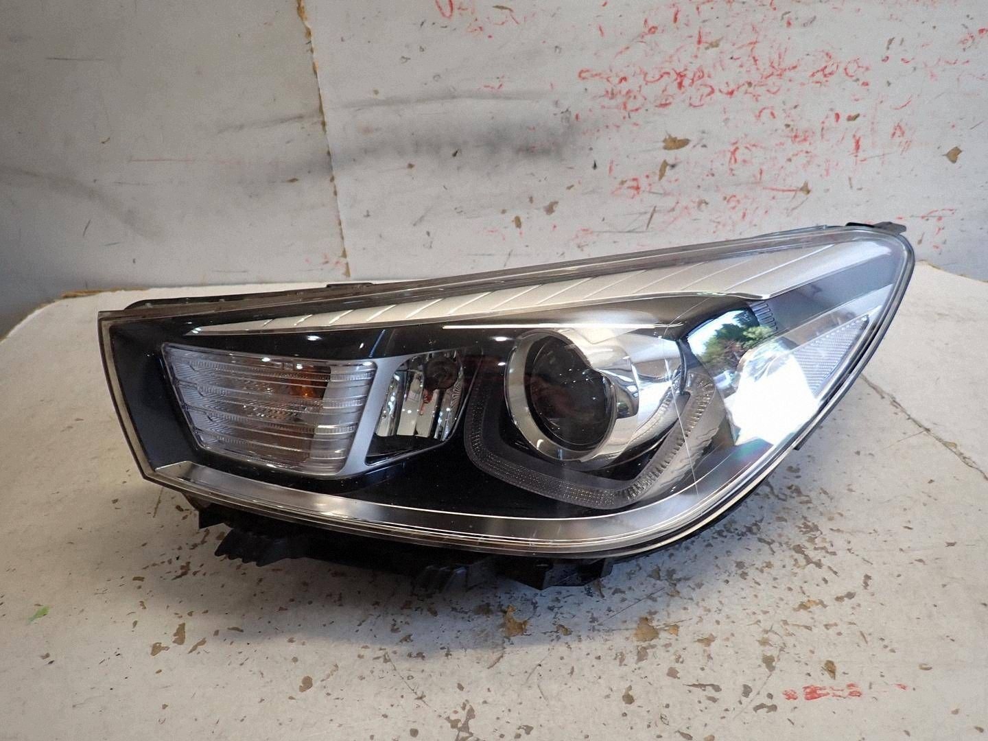 light front front left KIA RIO IV 2017