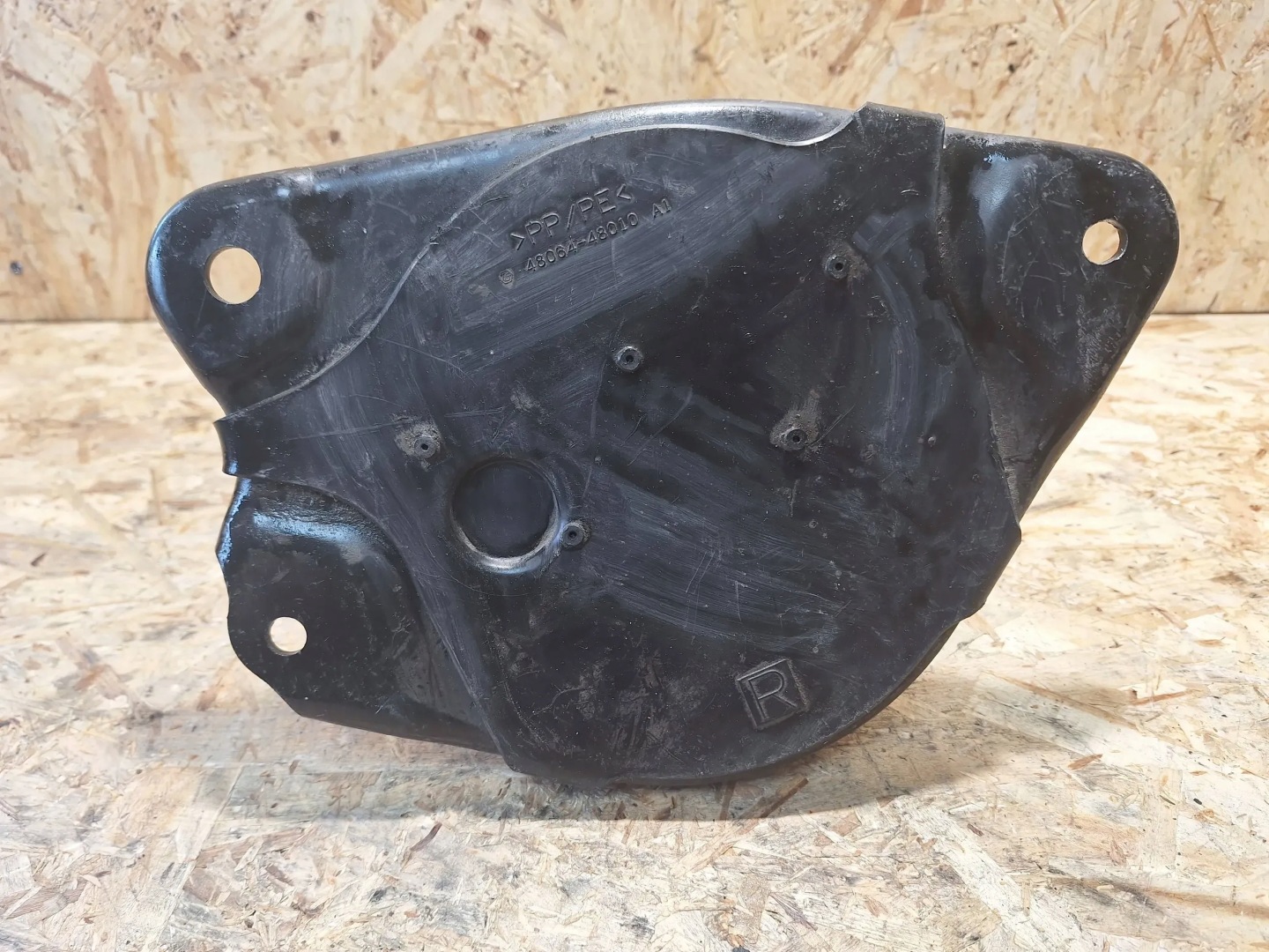 Absorber rear part right 48064-48010 Lexus RX IV 15-20