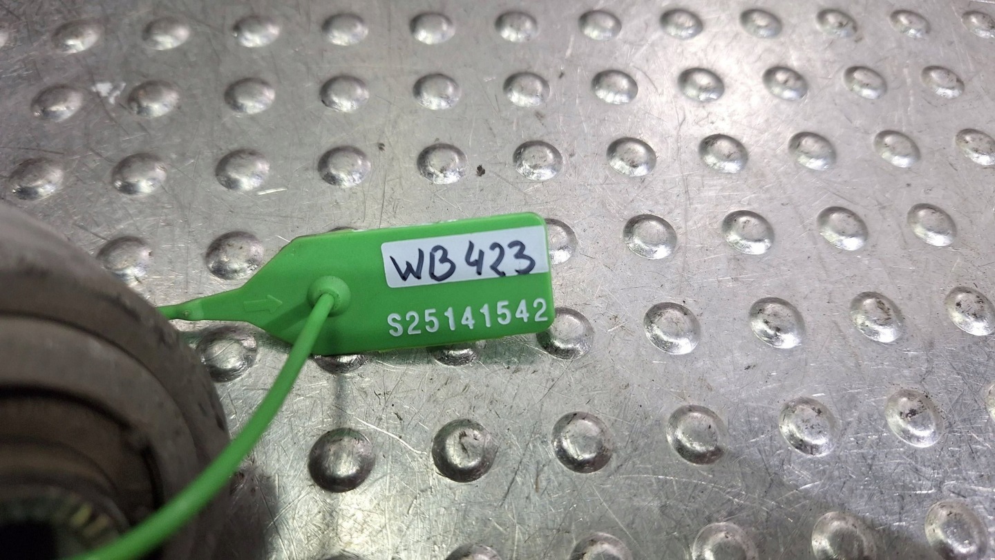 rameno pravý předek 6763708 BMW E81 E82 E87 E88 E89 E90 E91 E92 E93 X1 E84