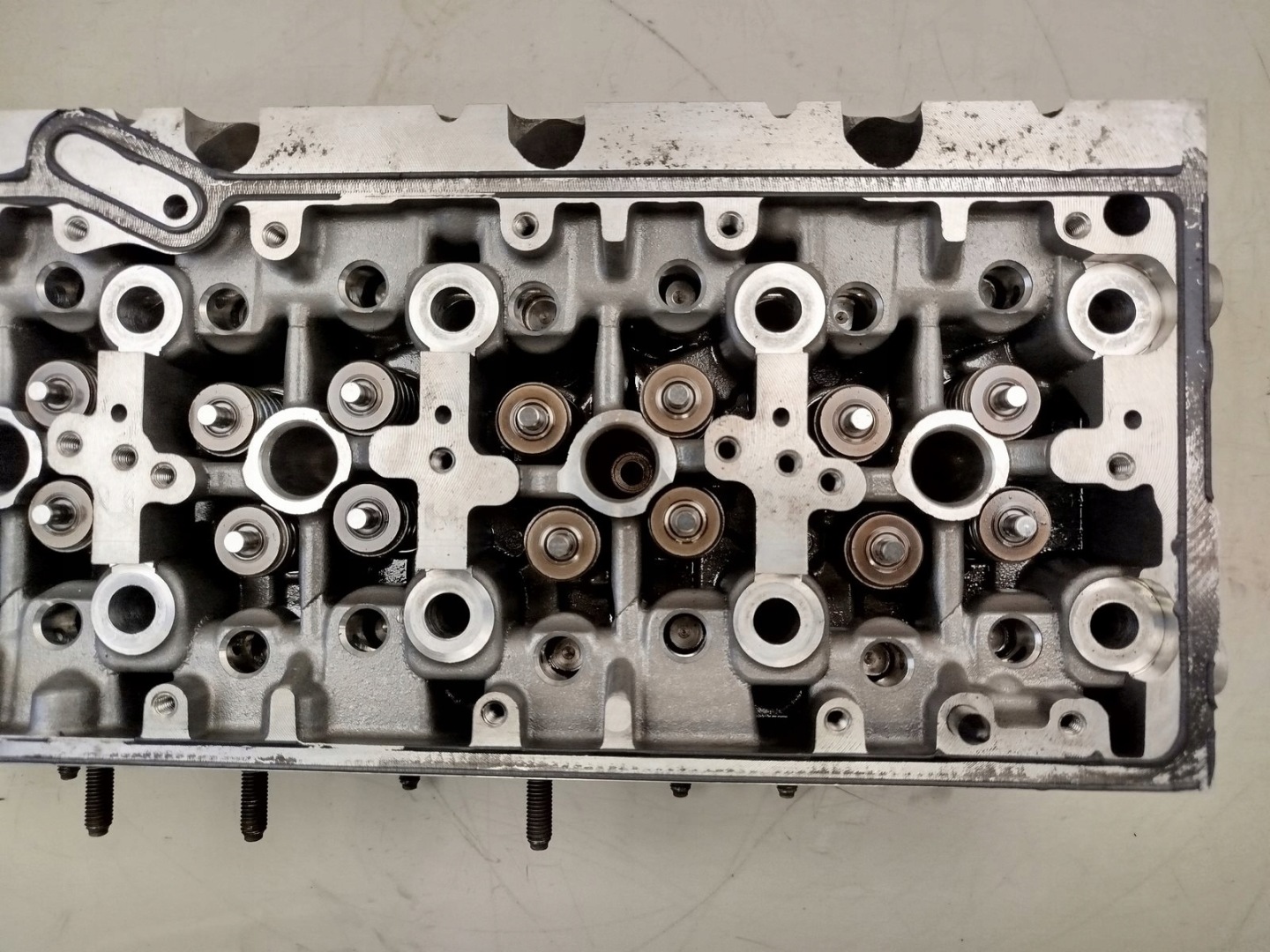testata motore VWAG 04L103373E 2.0 TDI DET