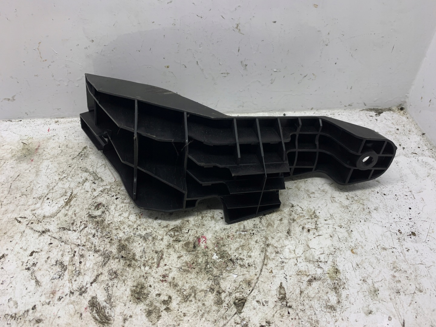 Consolle staffa KD31-41630 MAZDA CX5 CX-5 e LIFT (2012-2017)