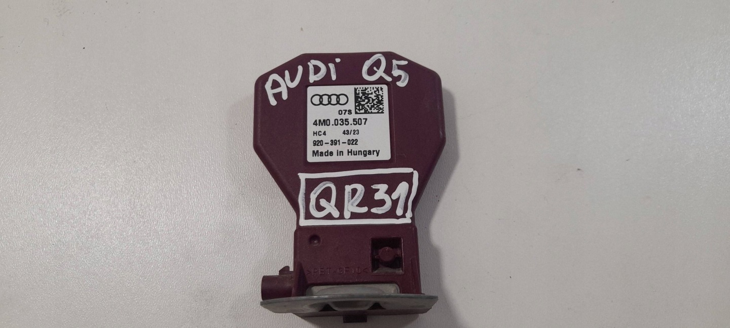 Audi Q5 80A SQ5 FY amplifier anteny 4M0035507 (QR31)