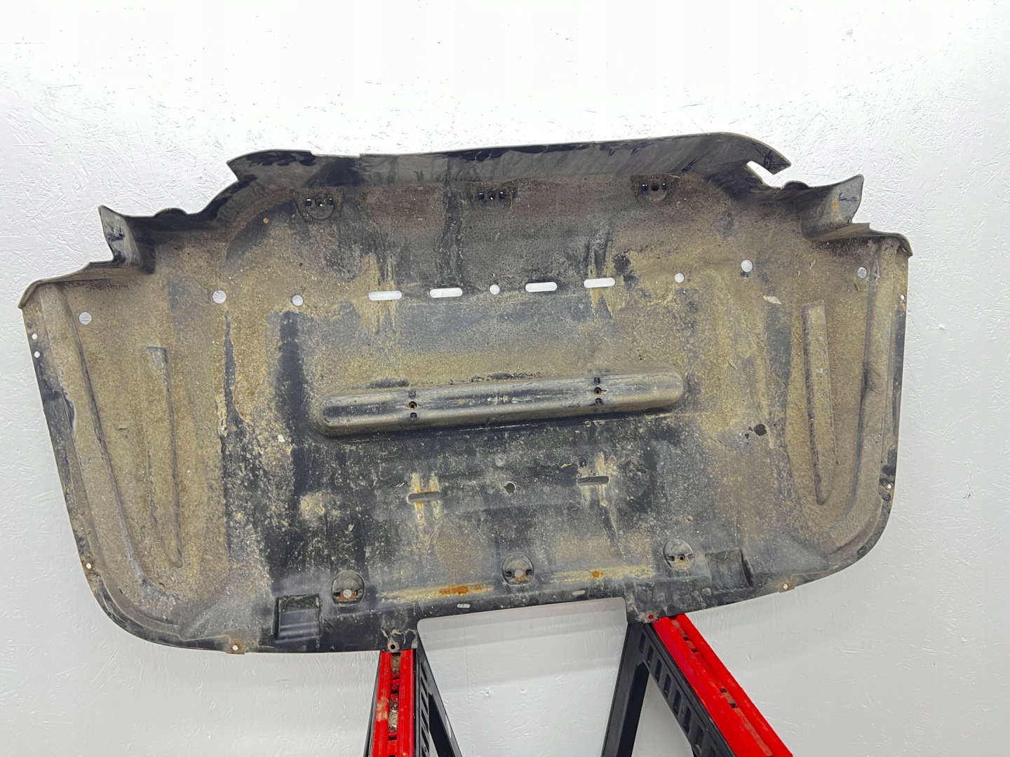 VW PASSAT B7 cover below CNG 3AA201974