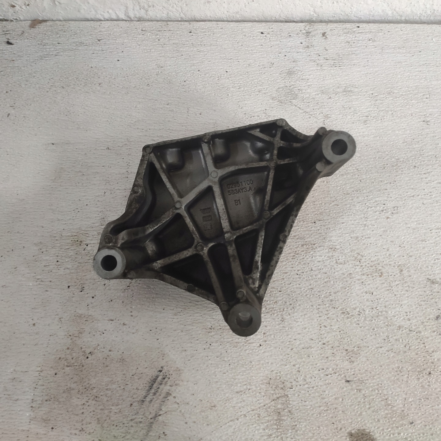 CHEVROLET TRAX 2013 MOKKA 1.4T holder engine mount