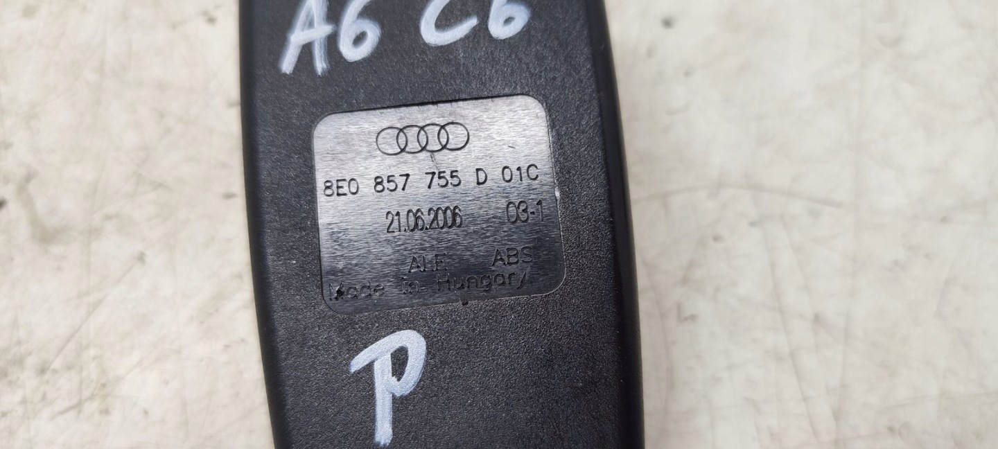 boucle de ceinture droite avant Audi A6 C6