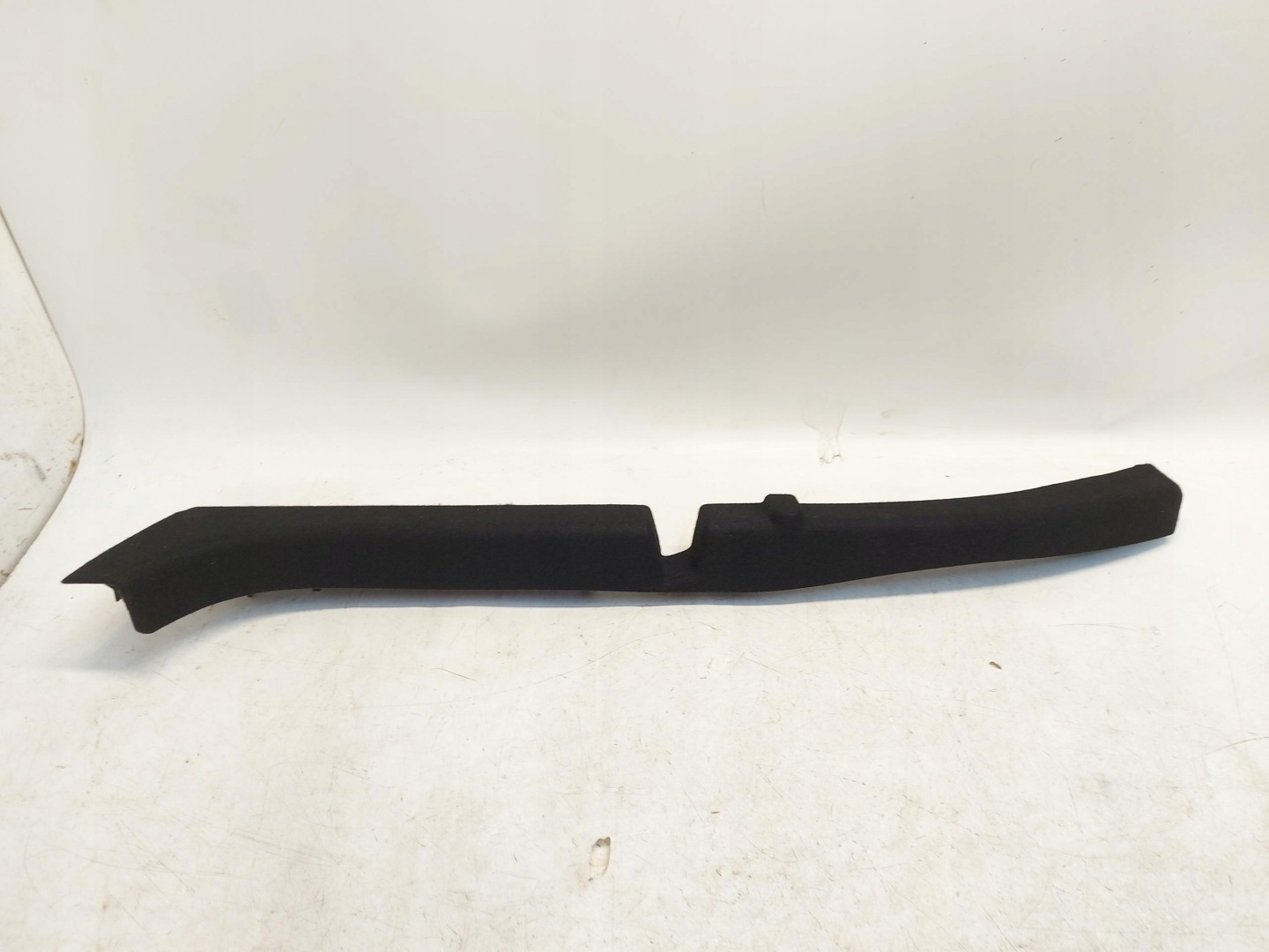 TESLA MODEL Y 2 moulding cover boot left rear part