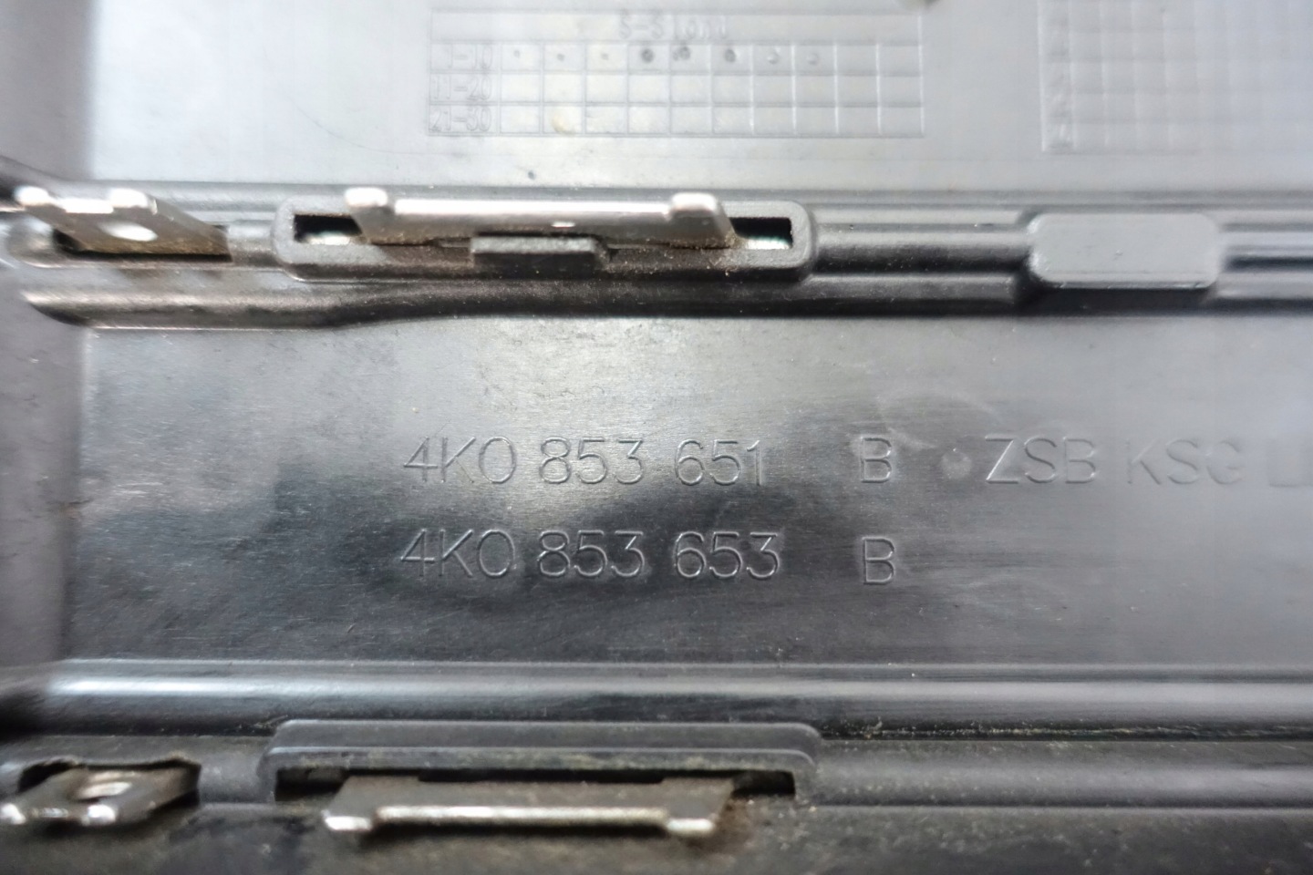AUDI A6 C8 4K0 S-LINE GRIGLIA Paraurti 4K0853651B