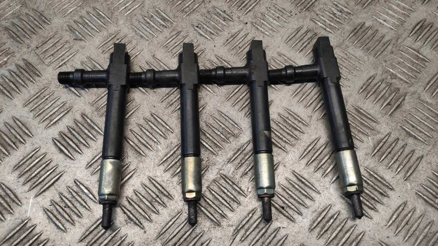 nozzle injector MAZDA PREMACY and 2.0 D