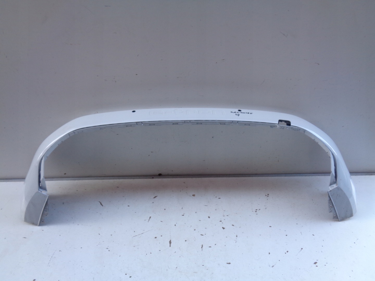 accessori Paraurti posteriore spoiler AUDI Q4 E-TRON 89A