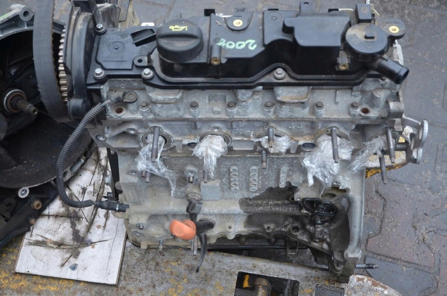 Peugeot 2008 and 2013 engine 1.6eHDi 9H06