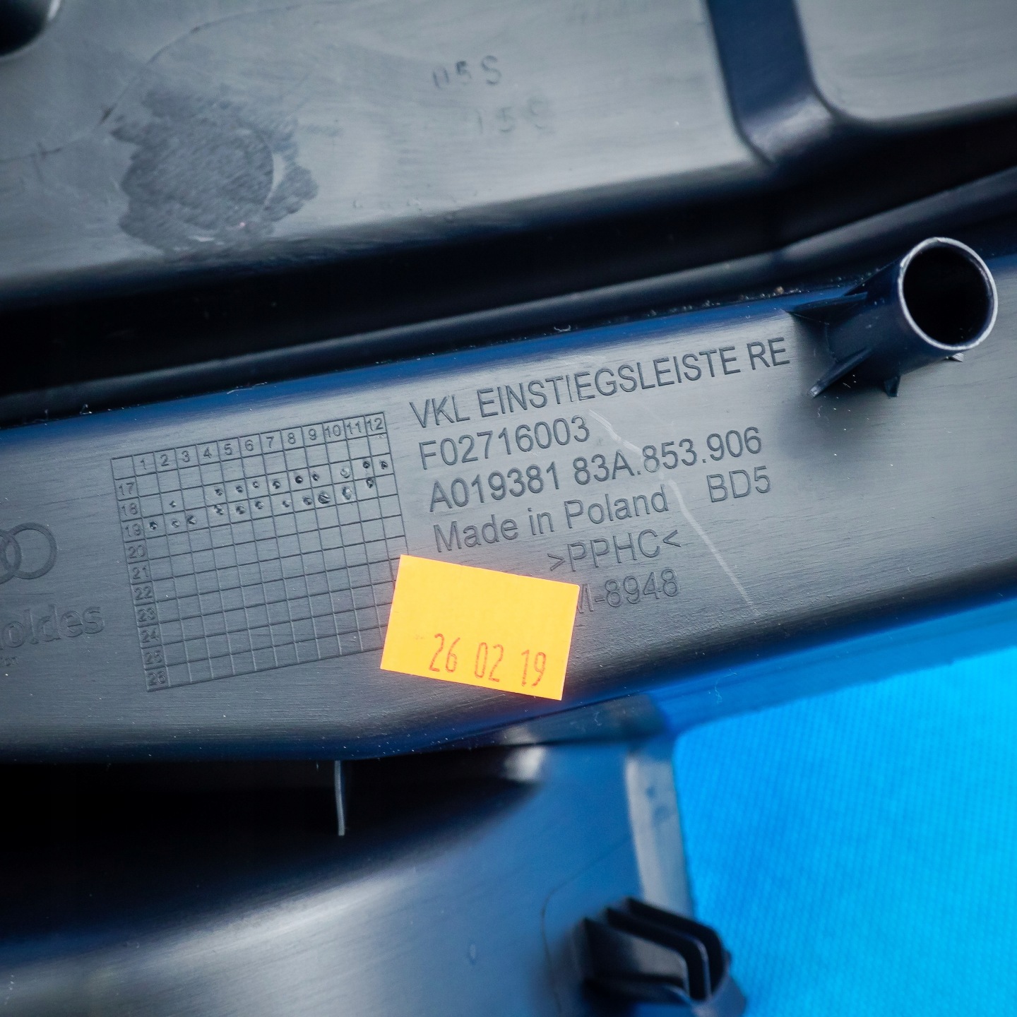 cover cap threshold inner left Audi Q3 RSQ3 83A 83A853906 4PK