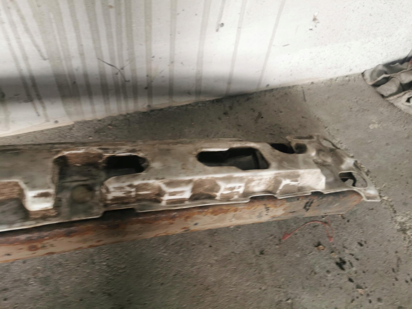 bumper support rear part CHRYSLER GRAND VOYAGER V 08-16