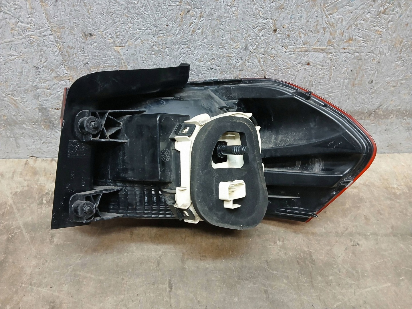 light rear rear part side left Volkswagen Touran III 5TA945095D