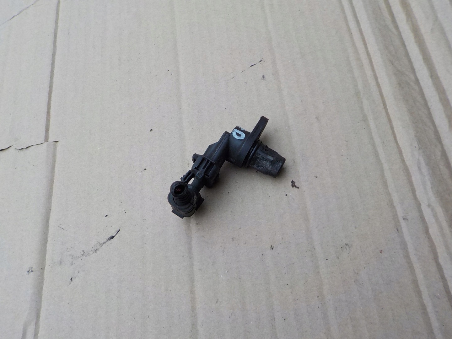 sensor walka opel corsa d 1,4 16v 0232103067