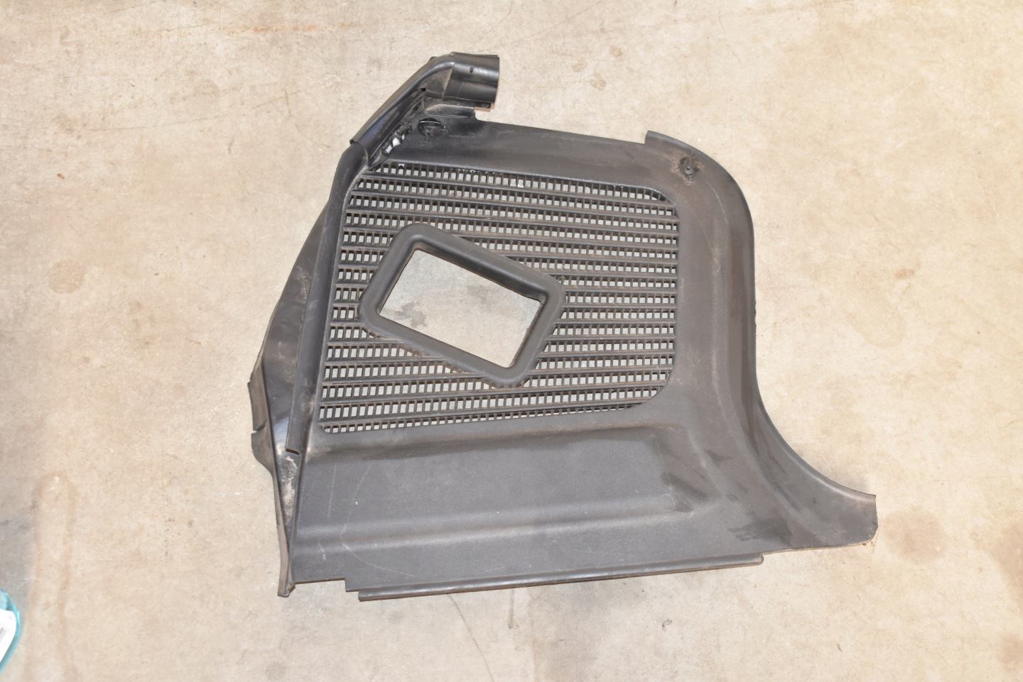 IDEALNE torpedo left MERCEDES W167 1