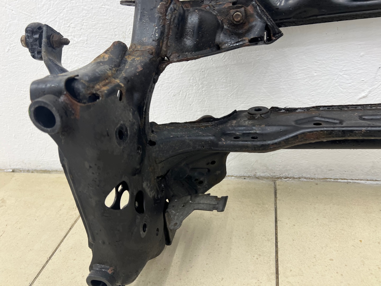 AUDI A6 C7 4G A7 4G8 2.8 FSI front subframe PRZENDIE 4H0399345M