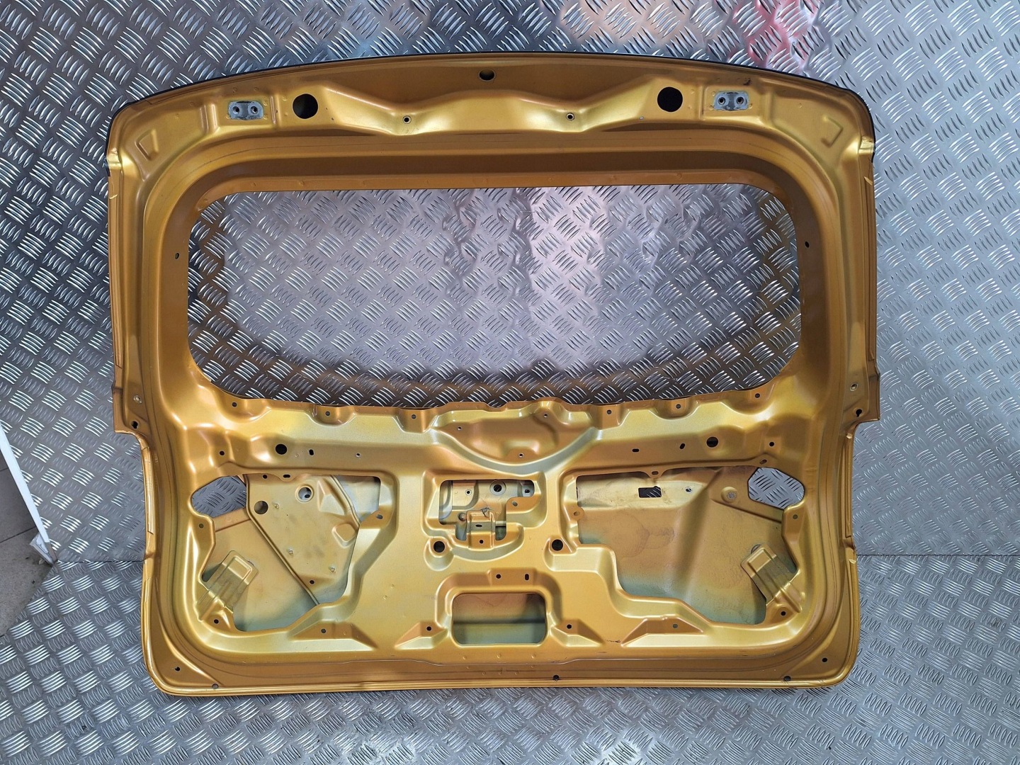 trunk door SUZUKI VITARA II 15-24