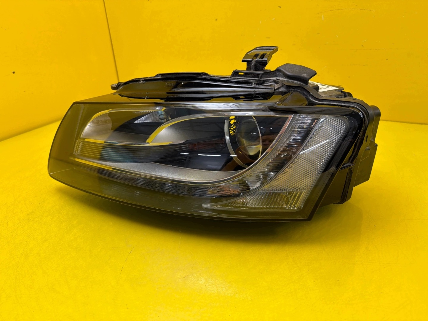 light left Audi A5 8T0 Bi-Xenon non-setting 8T0941003L