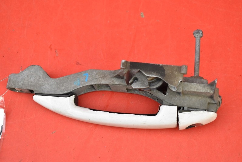 handle left front front EWPB 9680168680 PEUGEOT 208 1 and 12-16