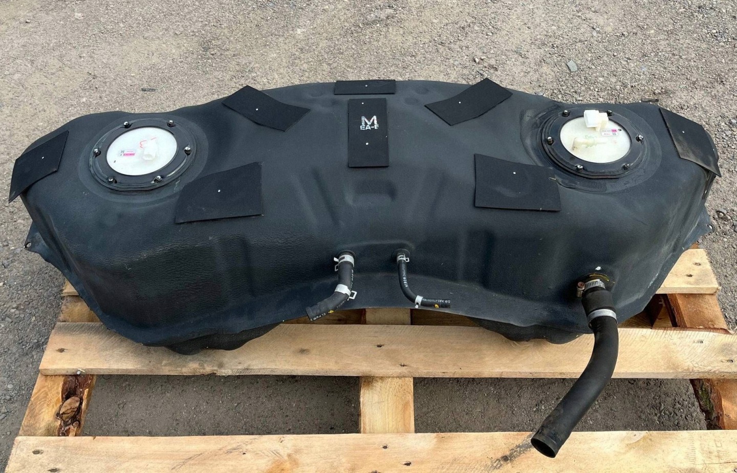 tank feed pump tank Nissan 370Z 2009