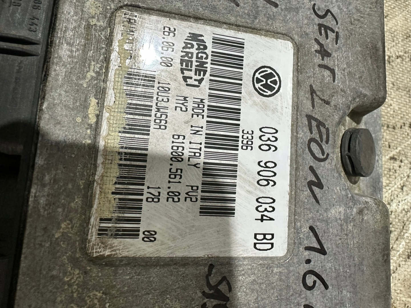 control unit of the engine SEAT LEON 1.6B 036906034BD