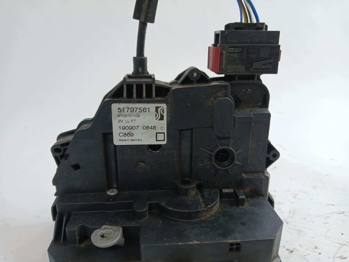FIAT GRANDE PUNTO lock door left front 51797561