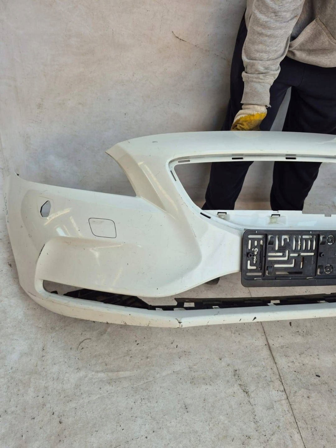 VOLVO V40 12-19 bumper front front washer 31283732
