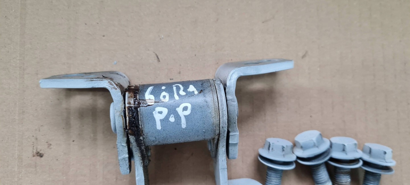 Chrysler Pacifica 2022 hinge hinges door right front KOMPLET 2X PW7