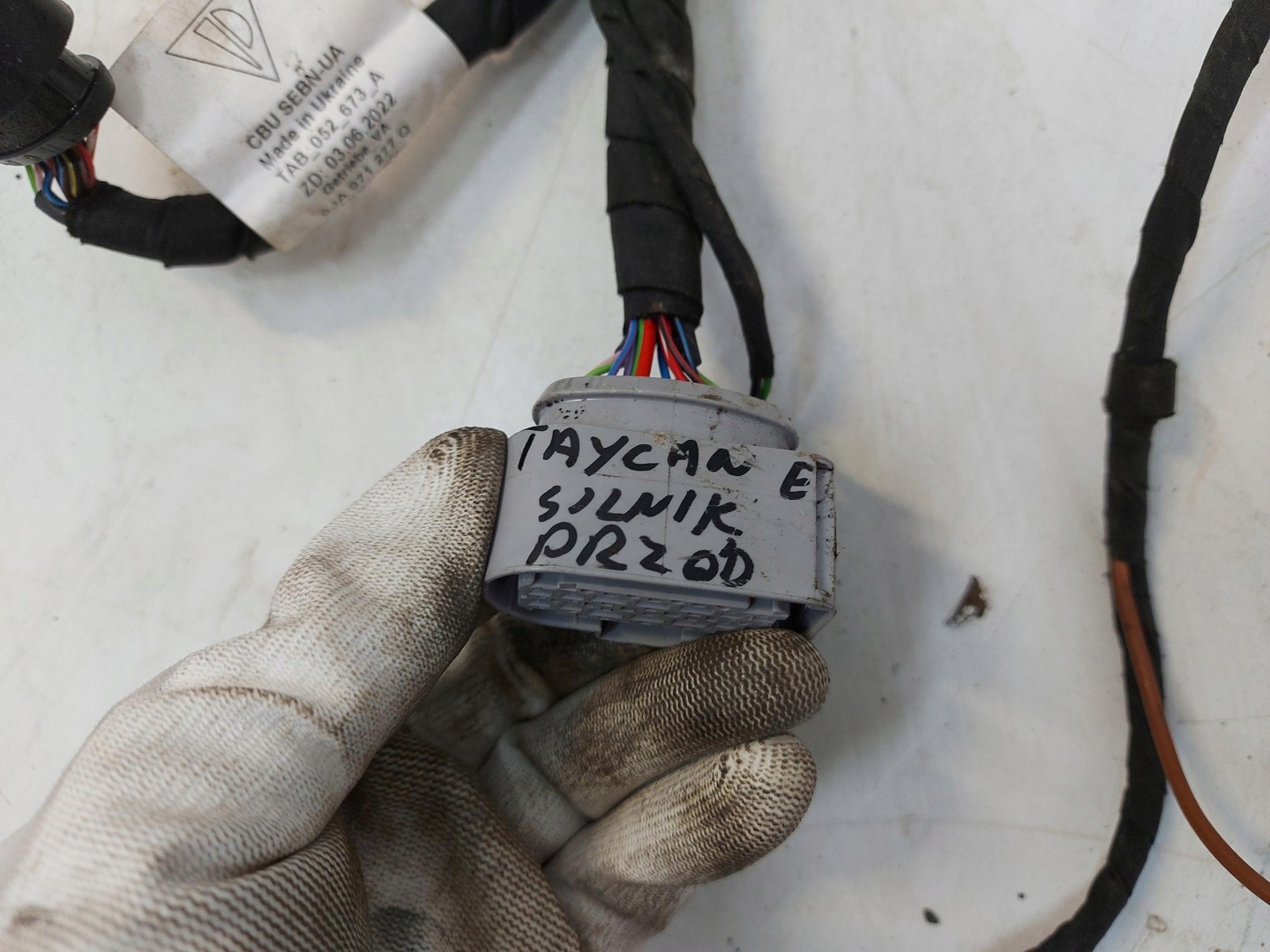 Porsche Taycan GTS 9J1 2023r bundle of the engine front 9JA971277Q